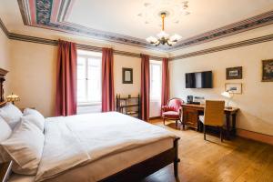 Deluxe Double Room room in Hotel Latrán