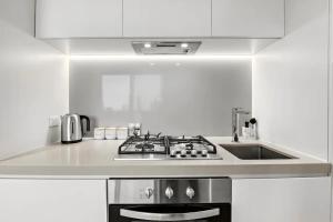 Luxury & Cosy Apartment in CBD with WI-FI & Parking