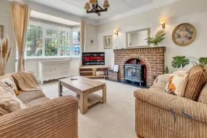 4BR Cottage, Parking, NEC, Birmingham Airport - 马斯顿格林