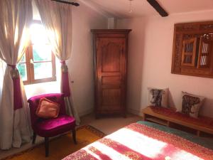 Villas Maison ancienne avec piscine au milieu des vignes : photos des chambres