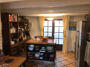 Villas Maison ancienne avec piscine au milieu des vignes : photos des chambres