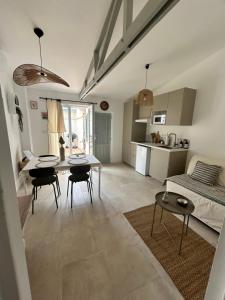 L Oustalet Maison avec Spa proche Mer