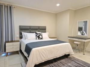 Menlyn View Unit 6