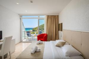 Standard Double or Twin Room with Sea View room in Hotel Hedera - Maslinica Hotels & Resorts