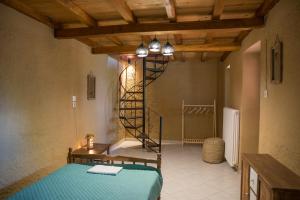 Το καλύβι της γιαγιάς