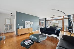 Veeve - Modern Marvel