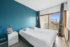 Veeve - Modern Marvel