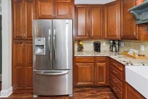 Dolphin Point 305B- by Holiday Isle Properties