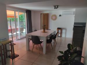 la ciotat belle maison centre ville avec parking