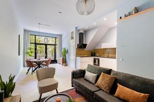 Stylish apartment next to the Amstel river- Unit D