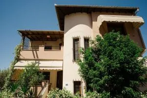 Sylvi Maisonette Volos - Fitókos