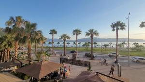 Haris Hotel & Suites
