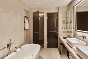 Deluxe Double Room with Balcony room in The Fontenay