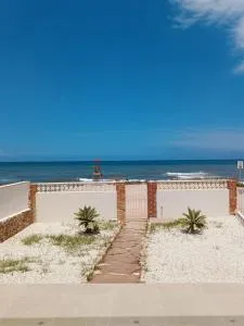 Vistas y terraza panorámica frente al mar en Denia, Las Rotas - Rotes