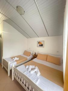 Vogue Rooms
