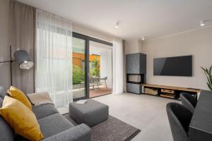 The Q Bliss - your new 4-star hideaway with a garage