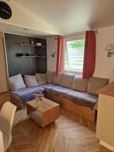 Campings mobil home 441 : photos des chambres