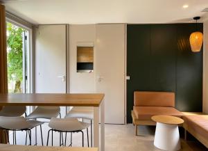 Campings Camping Les Portes de Sancerre : photos des chambres