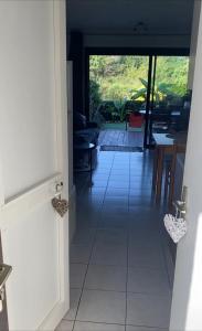 Appartements Les pieds dans l eau de Betty Ghisonaccia plage 50 m : photos des chambres