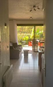 Appartements Les pieds dans l eau de Betty Ghisonaccia plage 50 m : photos des chambres