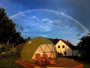 Maglebjerggaard Gæstgiveri - Borre