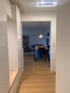 Appartement MOUGINS, moderne et cozy, piscine tennis pétanque et golf à 2 mns