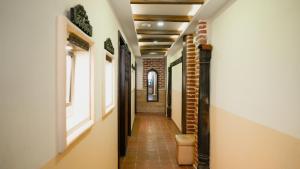 Hong Si Hotel- A Home Away from Home