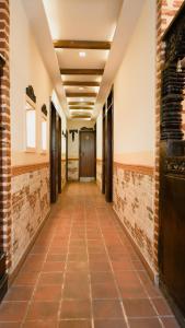 Hong Si Hotel- A Home Away from Home