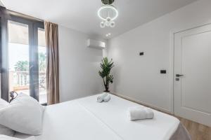 Amazing 2 bedroom apartment Seafront