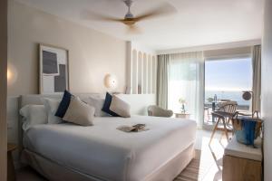 Sea View Suite with Pool room in Iberostar Costa del Sol