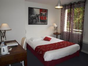 Hotels Auberge Du Cheval Blanc : photos des chambres