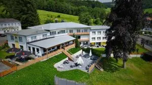 Hotel Berghof Wasserkuppe & Gästehaus Fuldaquelle - 伦山前比绍夫斯海姆