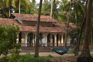 Thira Beach Home - Thanniyam