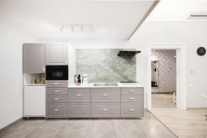 Spacious and charming apartment in the centre