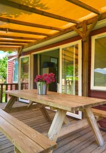 Campings Mobil home 6 personnes piscine parc du Pilat : photos des chambres