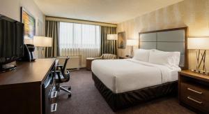 Holiday Inn Winnipeg-South by IHG