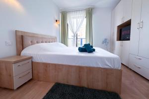 POINCARE 3 - Proche Plage Calme et Rénové à Juan les Pins