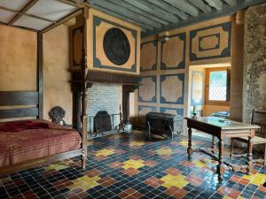 Sejours chez l'habitant Chateau de Champrenault, voyagez dans le temps : photos des chambres