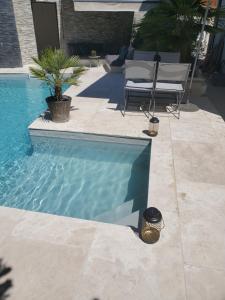 Annecy poisy Studio a 9 minutes du lac Annecy avec piscine privée