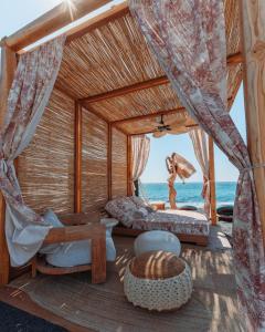 Frati Villas Beachfront