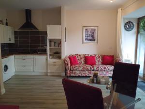 A Beautiful countryside apartment on killarney Road