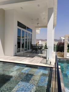 Green chalet