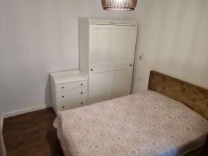 TBs apartment