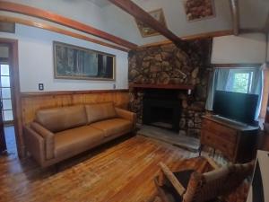 Big Bear Lake - Tulip Lane Cabin #25