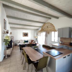 LE PATIO chaleureuse maison à 150 mètres de la mer