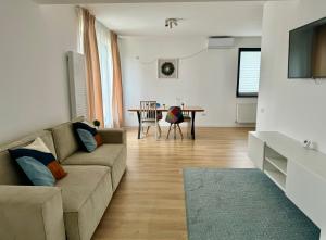 Sky Residence Airport or Therme Spa no 10