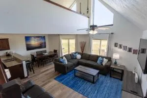 Fun House #265 w Water Park & Golf Cart - Jackson