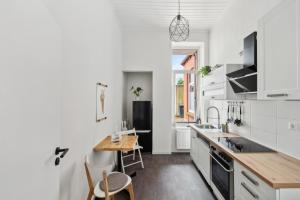 Salz&Wind Modernes Apartment in Kiel zentral & 24h Selbst Check In