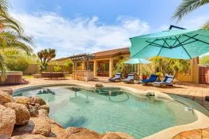 11 Mi to Phoenix Raceway Luxury Sonoran Oasis! - Gila Bend