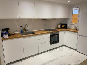 Sea Breeze Apartment